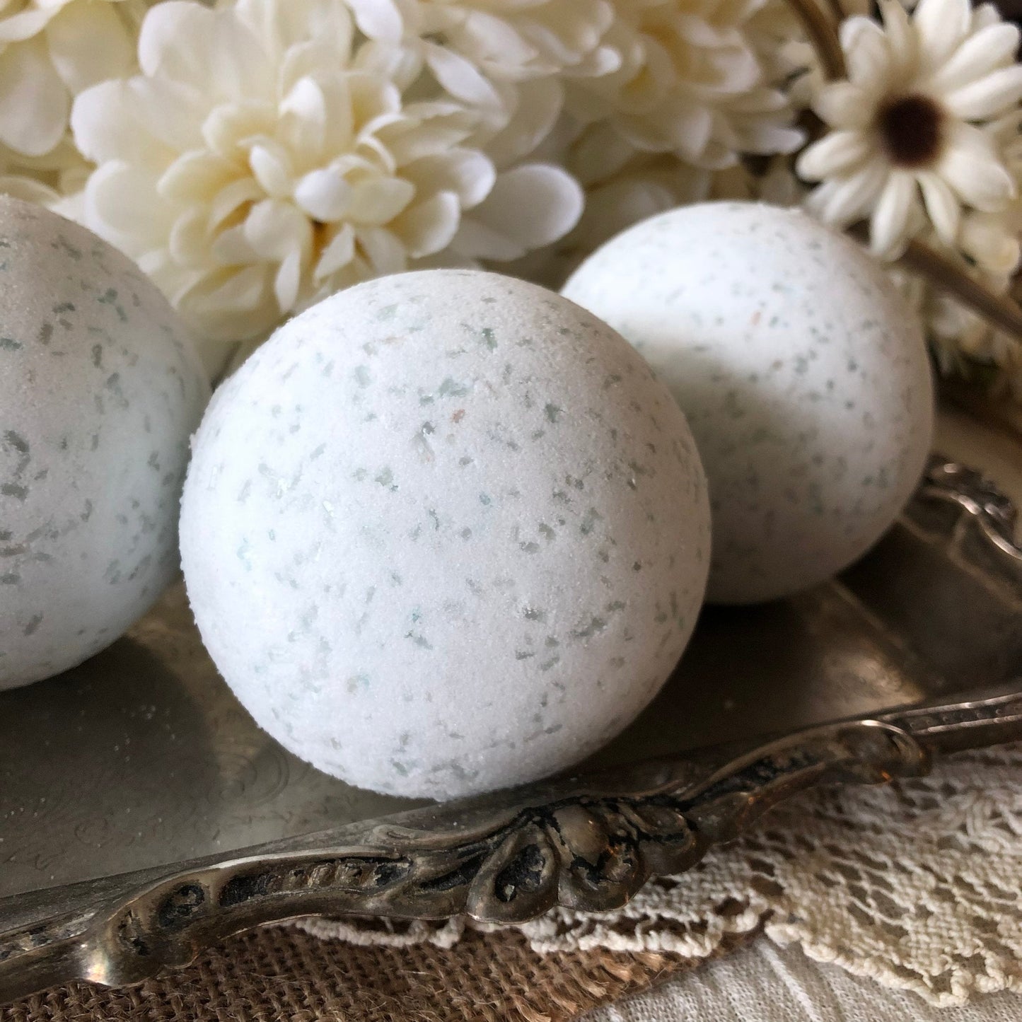 Lavender Vanilla - Jumbo Bath Bomb