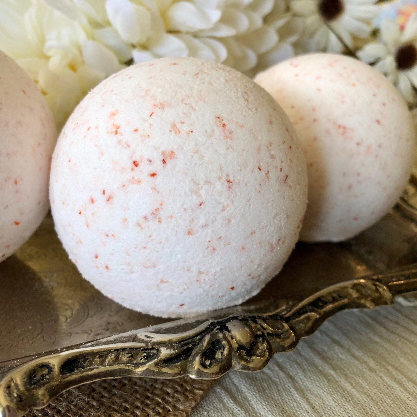 Strawberries and Champagne - Jumbo Bath Bomb