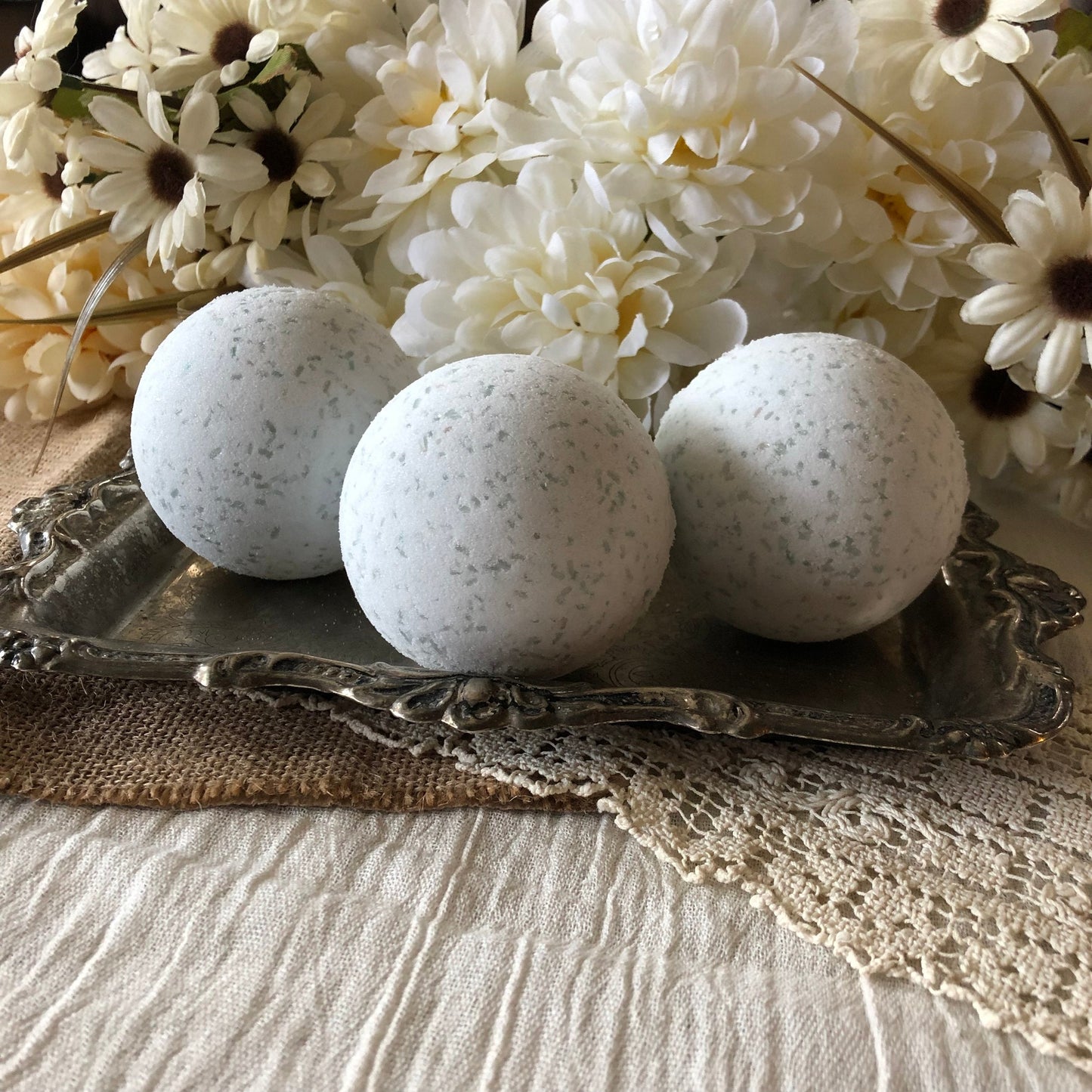 Lavender Vanilla - Jumbo Bath Bomb