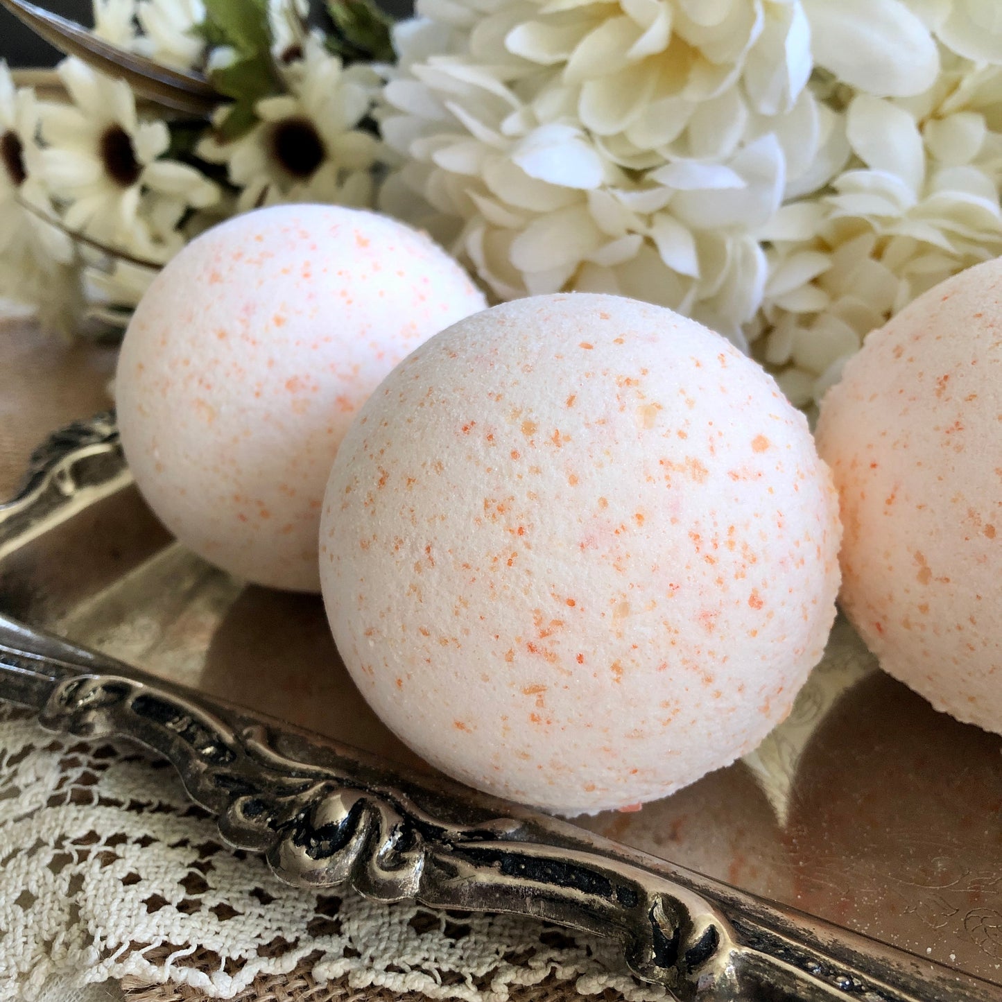 Tropical Passionfruit - Jumbo Bath Bomb