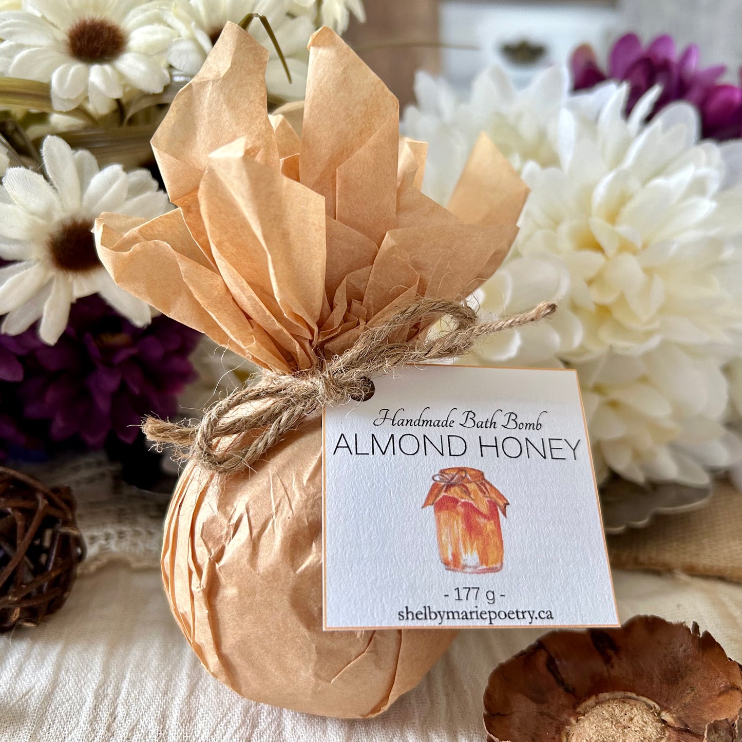 Almond Honey - Jumbo Bath Bomb